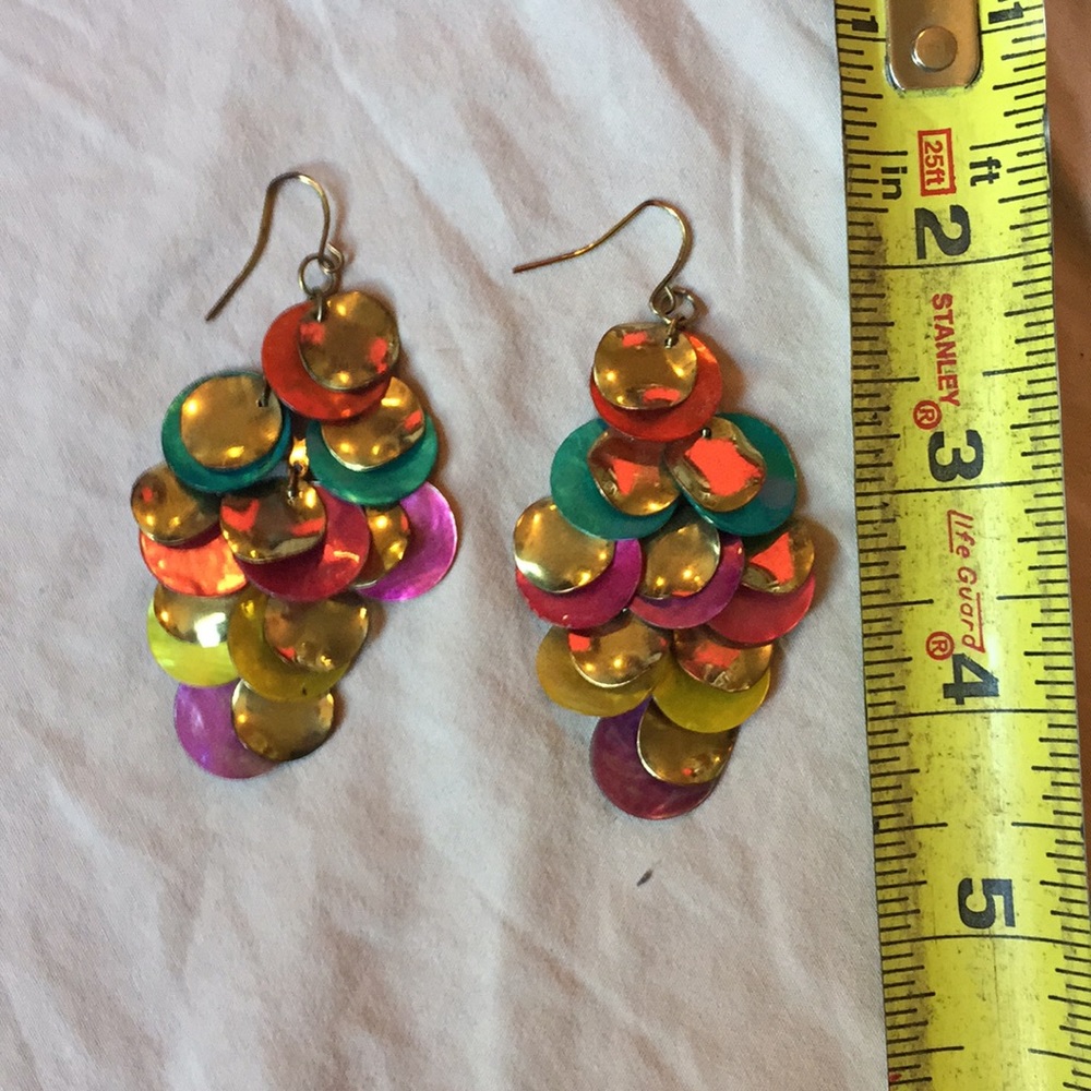 💫3/$15 Multi color pendant earrings
